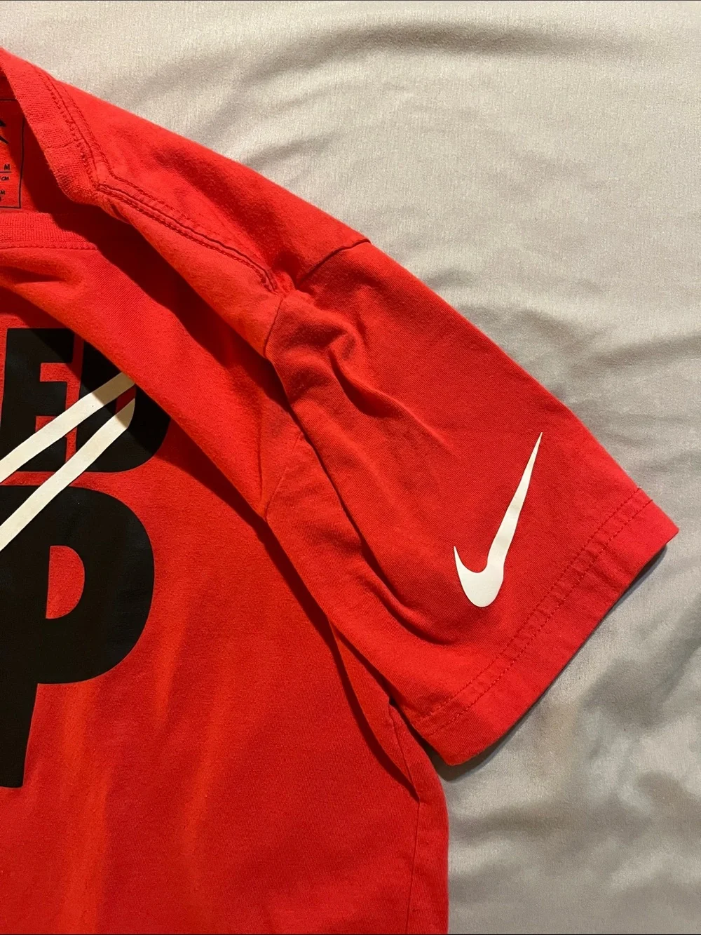 Nike Kids Short Sleeve and Long Sleeve Tees in Black and Red, Medium 10-12